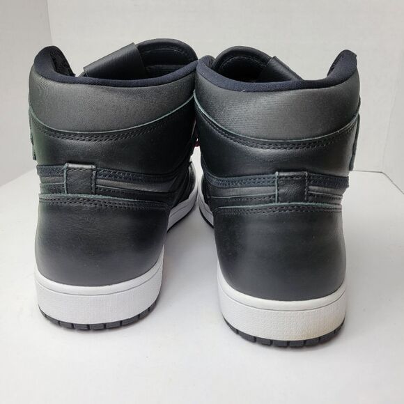 Nike Air Jordan Retro 1 High "Black Satin Gym Red "555088-060 Sneaker Size 13 - Picture 4 of 10